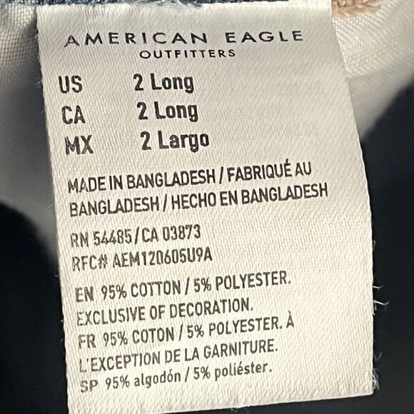 American Eagle Mom Jean Straight Leg Pleated High Rise Light Wash Sz 2 Long - Picture 7 of 8